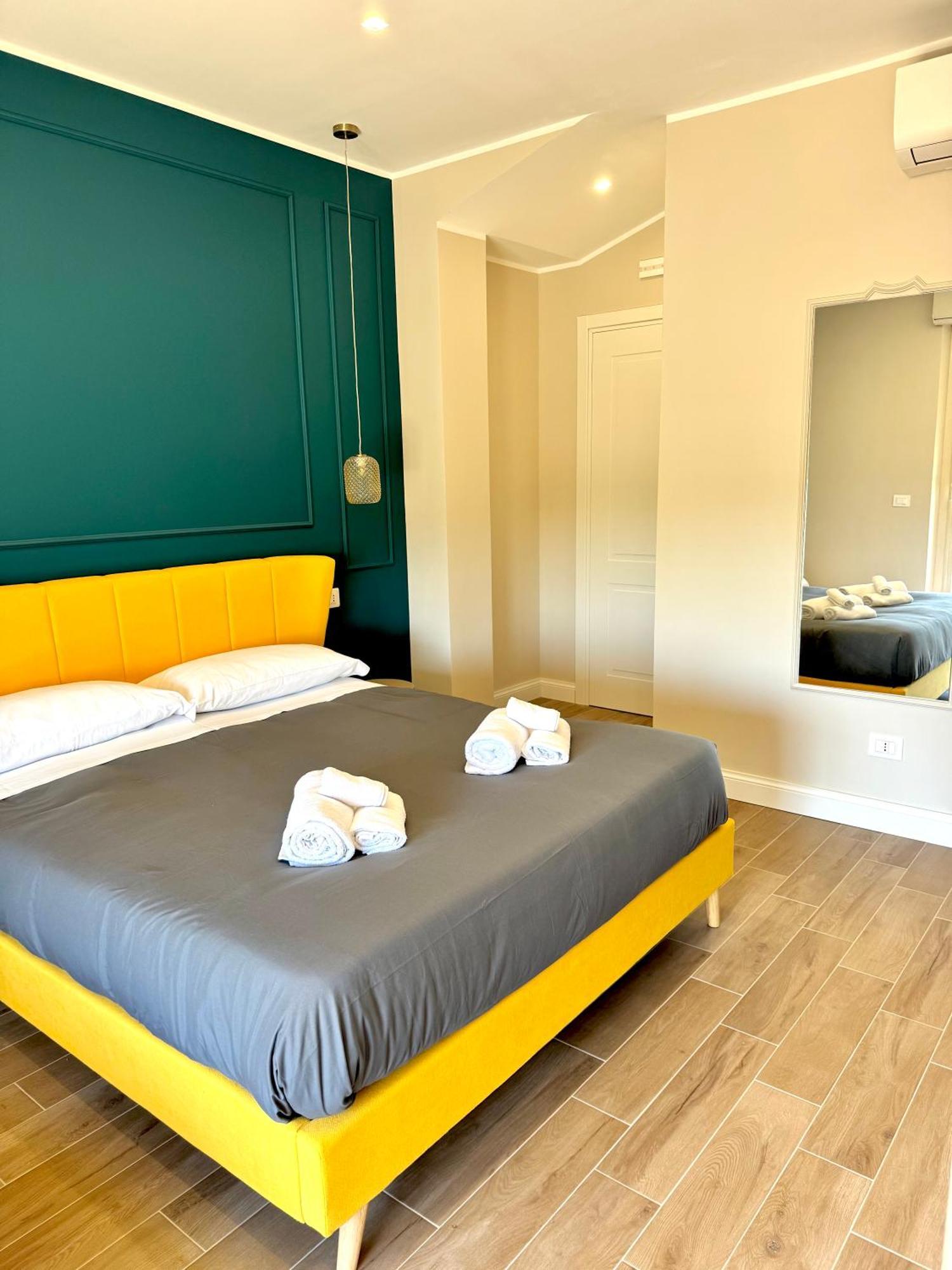 Charm Airport Bed and Breakfast Reggio di Calabria Eksteriør billede