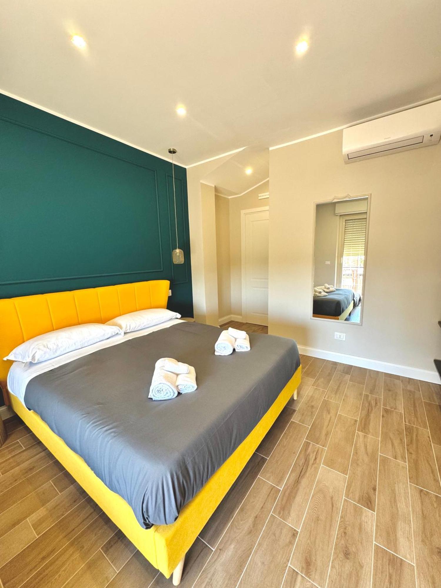 Charm Airport Bed and Breakfast Reggio di Calabria Eksteriør billede