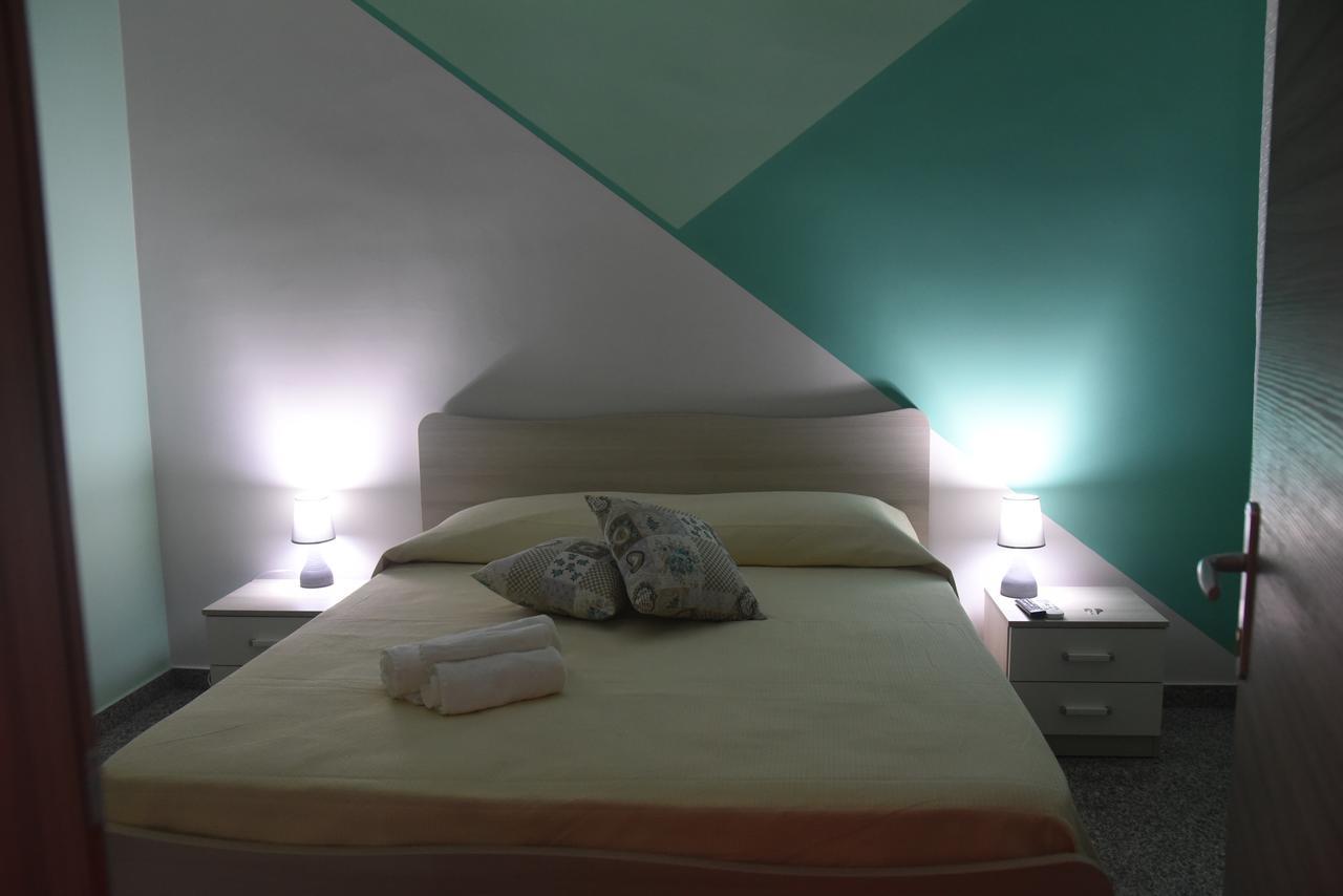 Charm Airport Bed and Breakfast Reggio di Calabria Eksteriør billede
