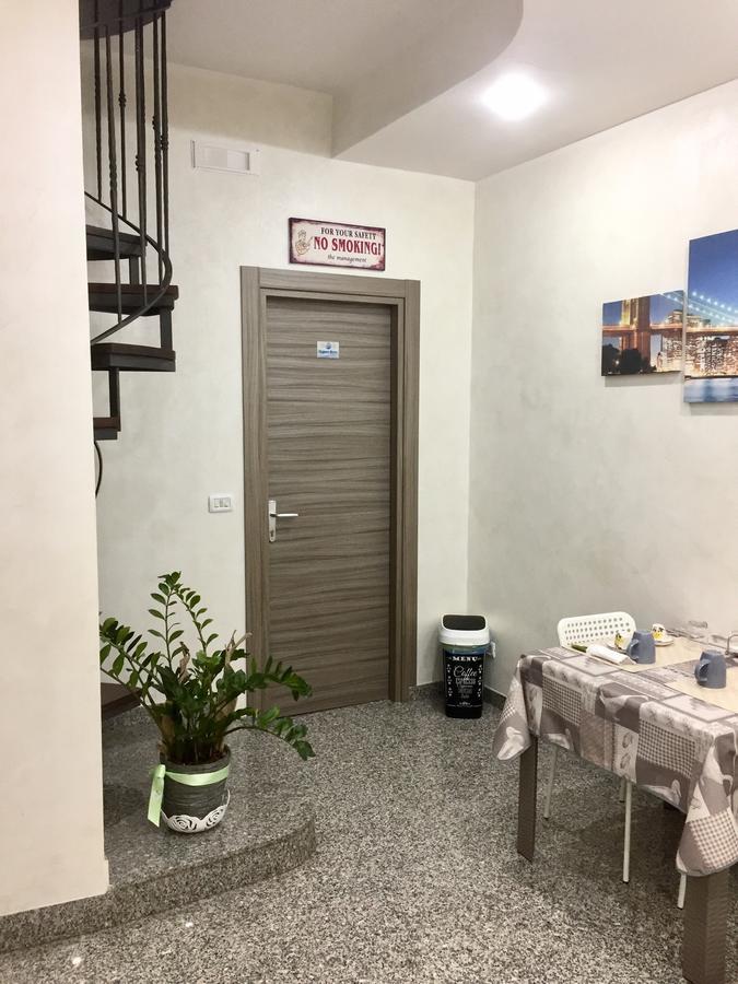 Charm Airport Bed and Breakfast Reggio di Calabria Eksteriør billede